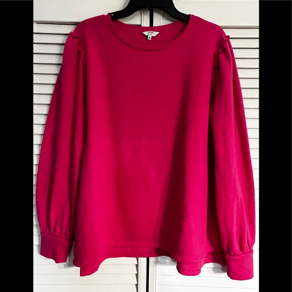 Hot pink sweat shirt